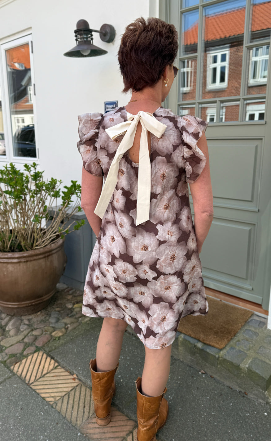 Say INA Copenhagen Kjole - Kati Bow - Brown Flower