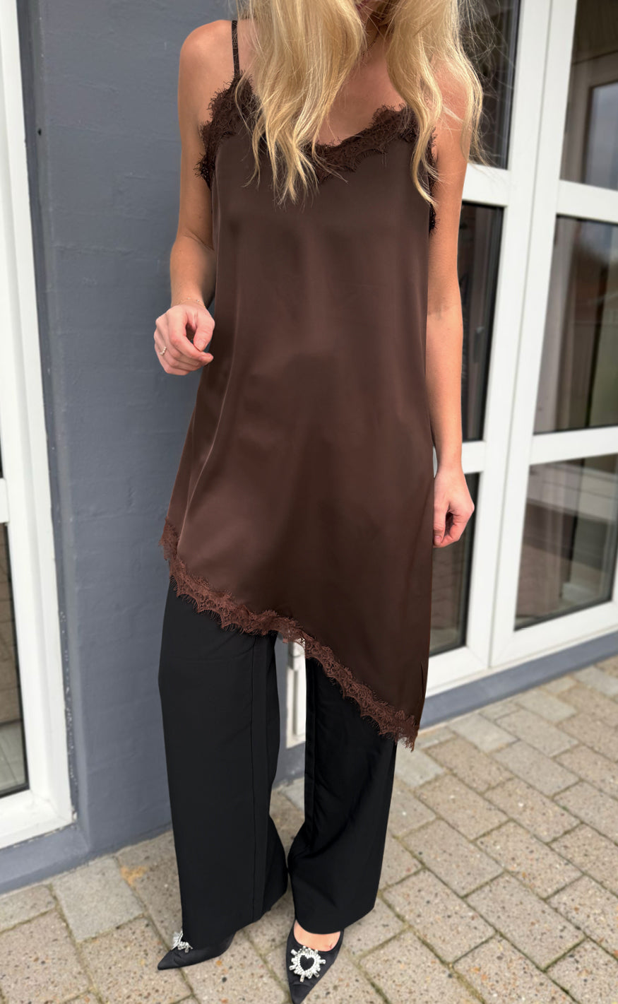 Say INA Copenhagen Kjole - Lavi Lace - Dark Brown Satin