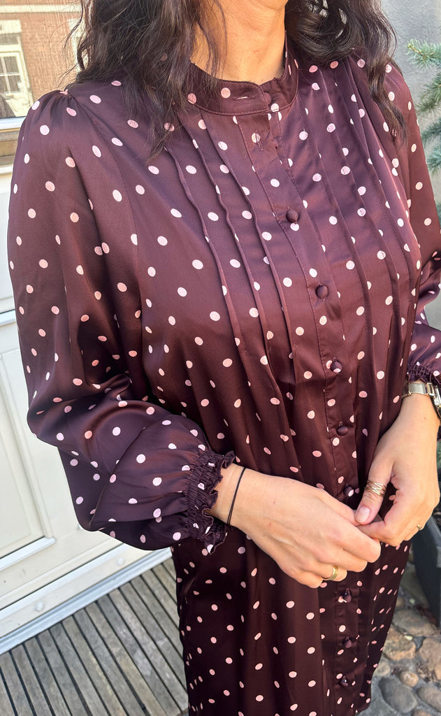 Say INA Copenhagen Kjole - Liara - Bordeaux W. Dots