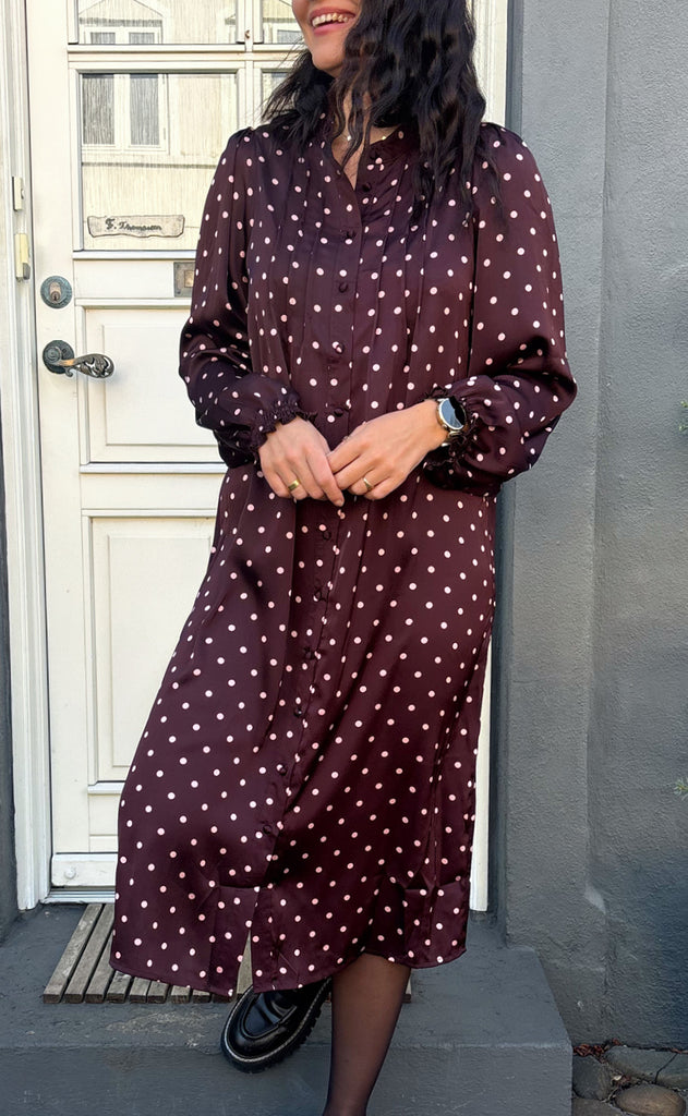 Say INA Copenhagen Kjole - Liara - Bordeaux W. Dots