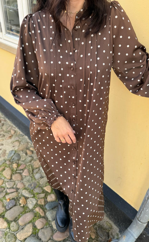 Say INA Copenhagen Kjole - Liara - Dark Brown W. White Dots