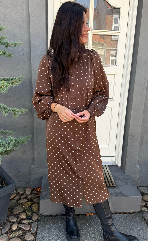 Say INA Copenhagen Kjole - Liara - Dark Brown W. White Dots