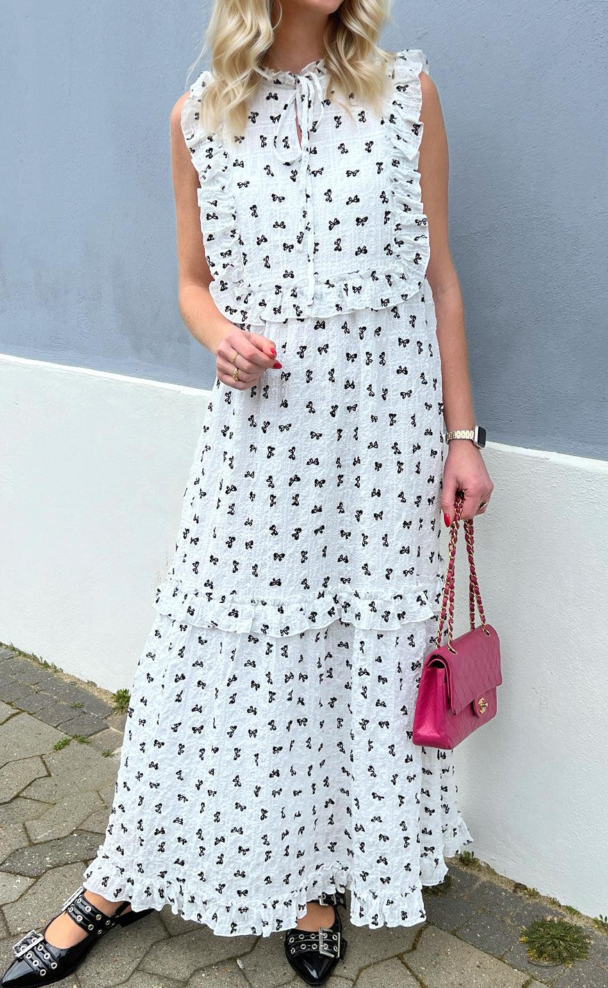 Say INA Copenhagen Kjole - Lilja Bow Dress - White w. Black Bows