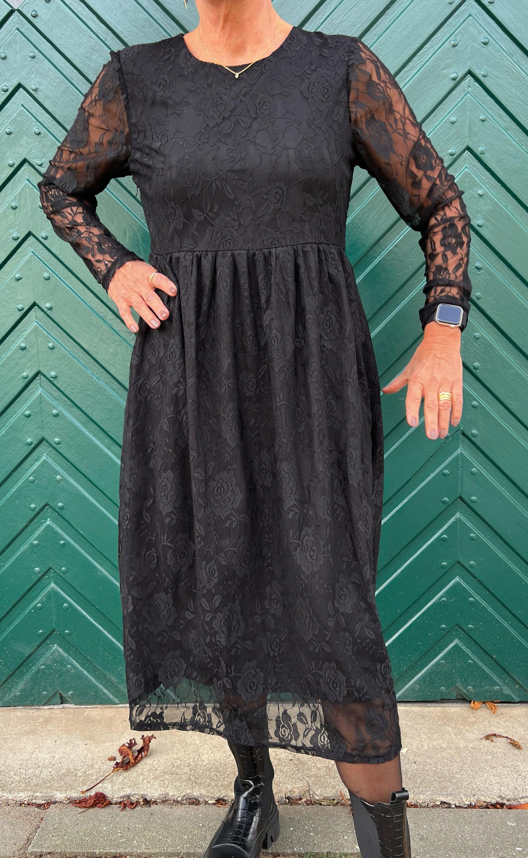 Say INA Copenhagen Kjole - Liva - Black Flower Lace