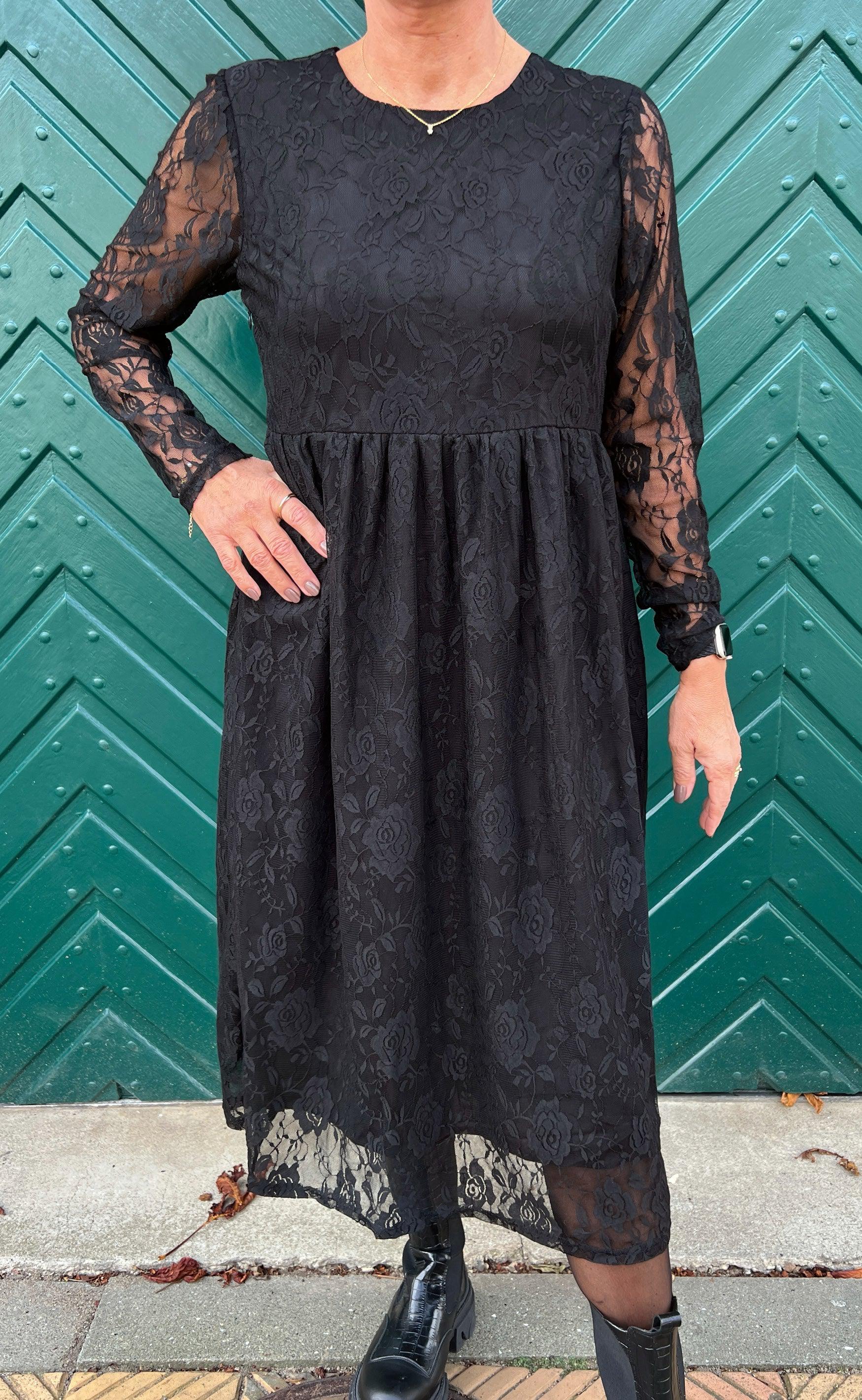 Say INA Copenhagen Kjole - Liva - Black Flower Lace