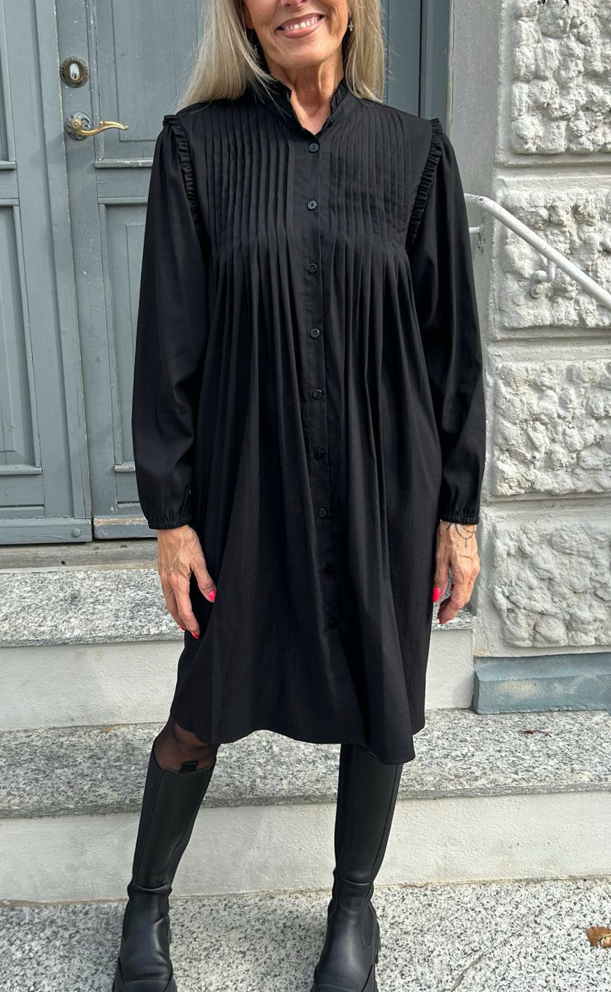 Say INA Copenhagen Kjole - Loui - Black
