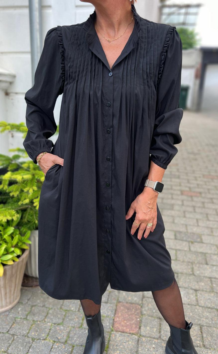 Say INA Copenhagen Kjole - Loui - Black