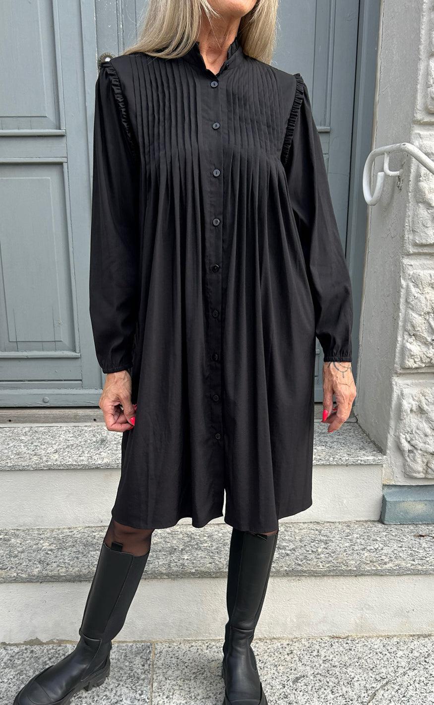 Say INA Copenhagen Kjole - Loui - Black