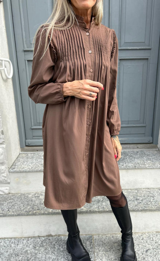 Say INA Copenhagen Kjole - Loui - Brown