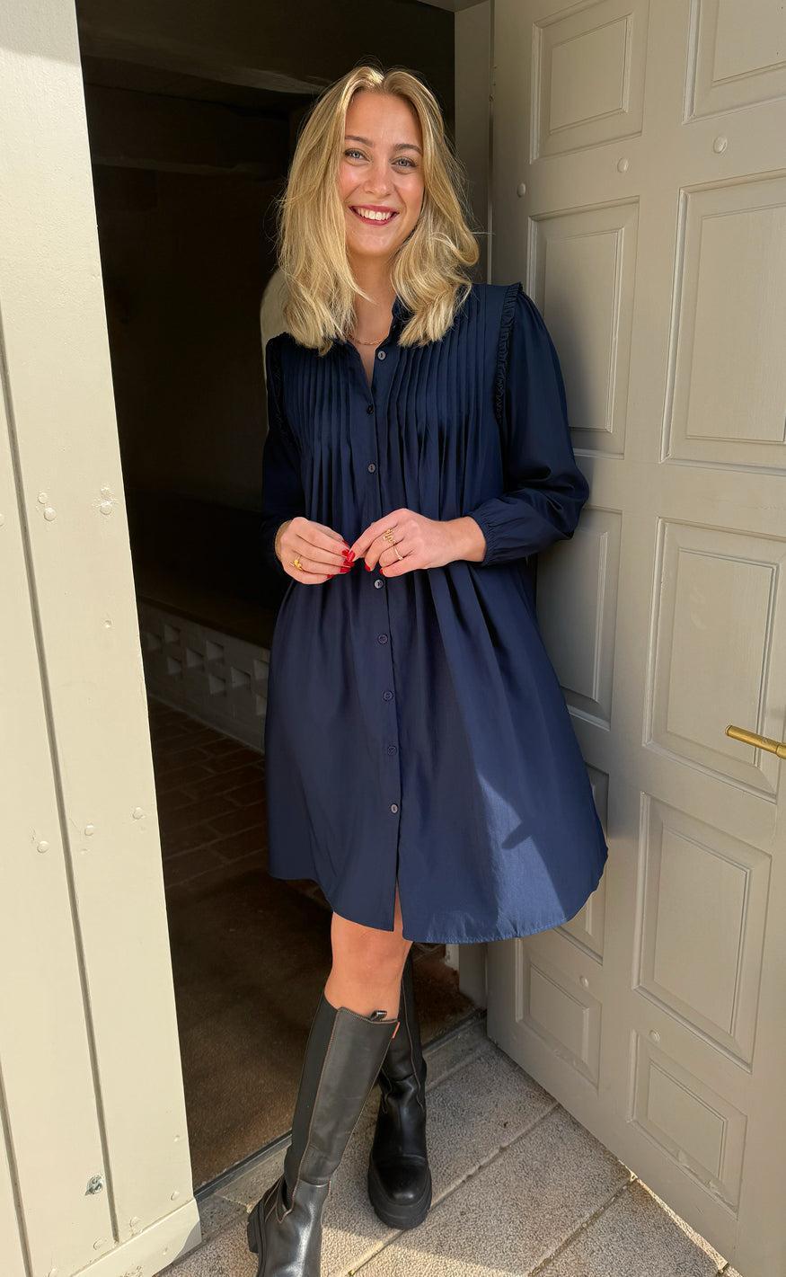 Say INA Copenhagen Kjole - Loui - Navy Blue