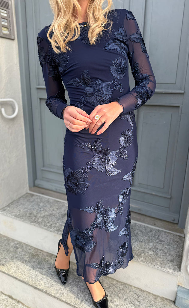 Say INA Copenhagen Kjole - Maria LS - Navy Blue 3D Flowers