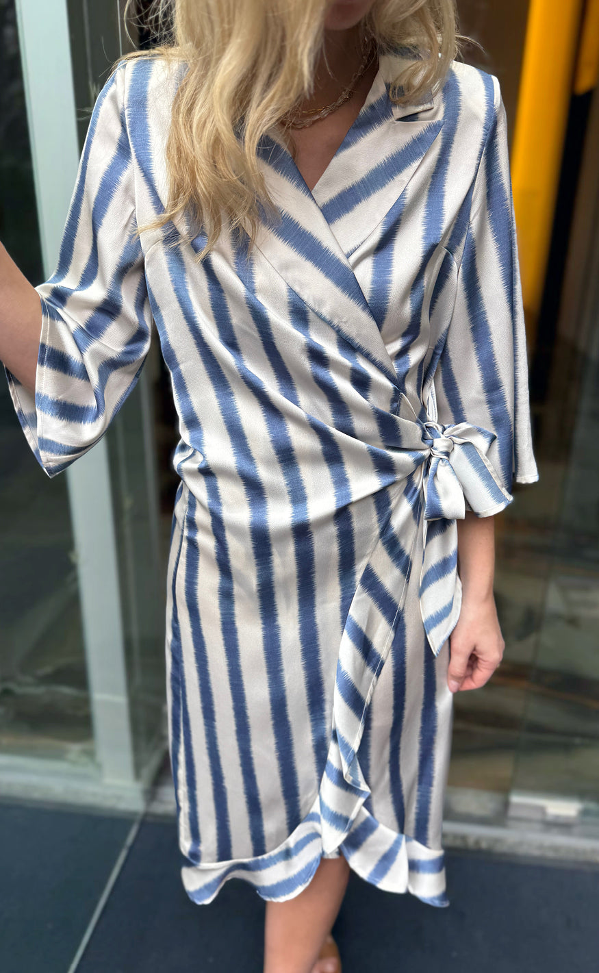 Say INA Copenhagen Kjole - Mila Wrap - Blue Striped