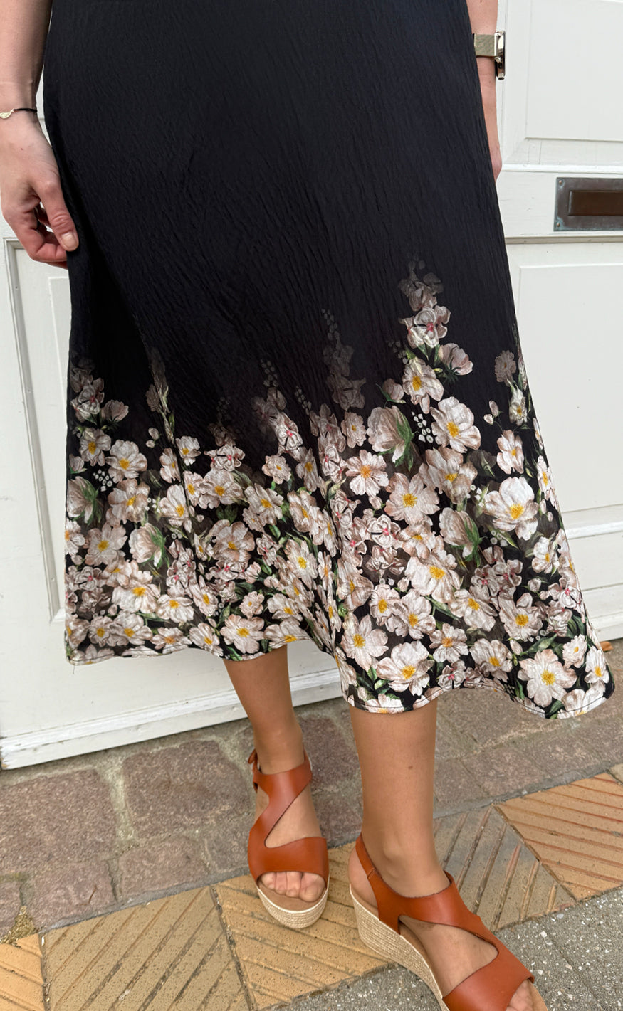 Say INA Copenhagen Kjole - Mirabelle - Black W. Flowers
