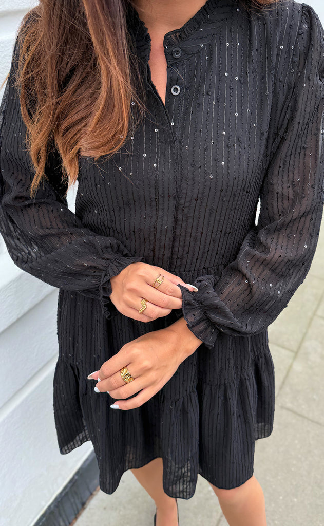 Say INA Copenhagen Kjole - Neia - Black Sequin