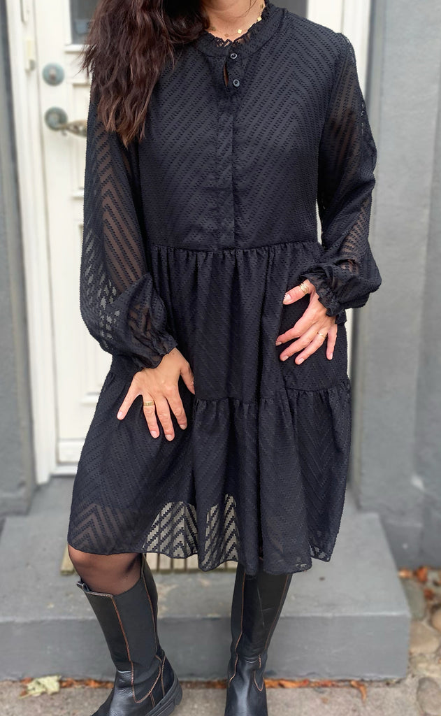 Say INA Copenhagen Kjole - Neia - Black Waves