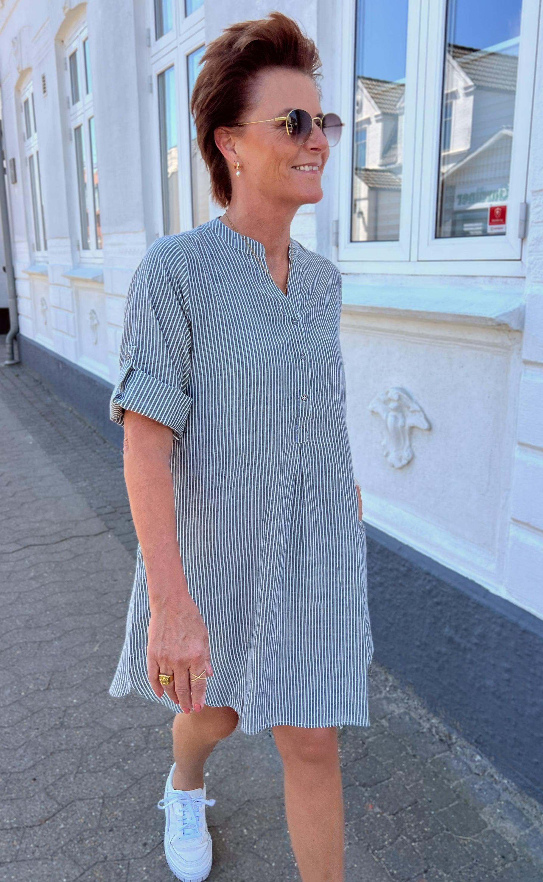 Say INA Copenhagen Kjole - Nia - Black Striped