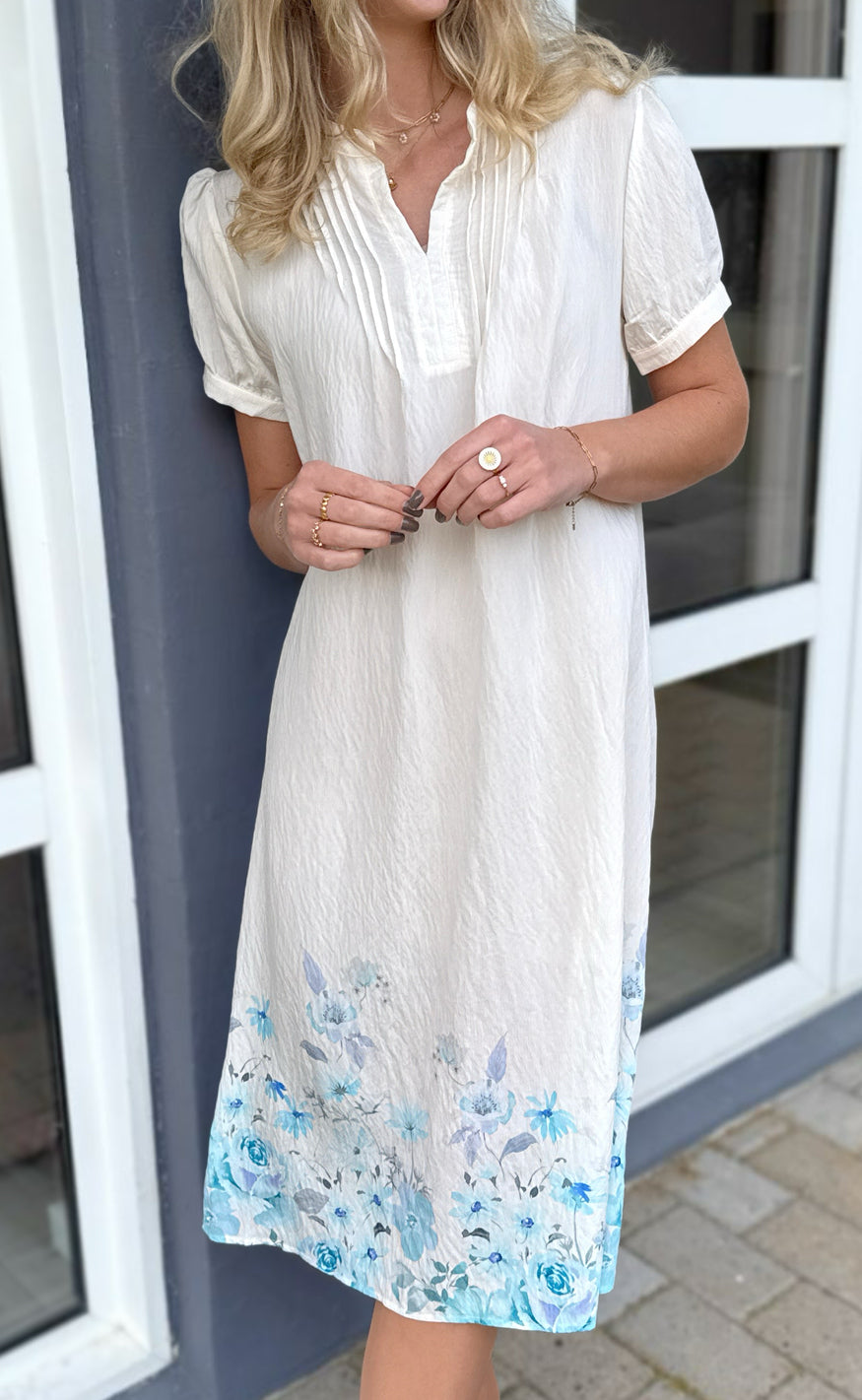 Say INA Copenhagen Kjole - Nina - Off White W. Blue Flowers