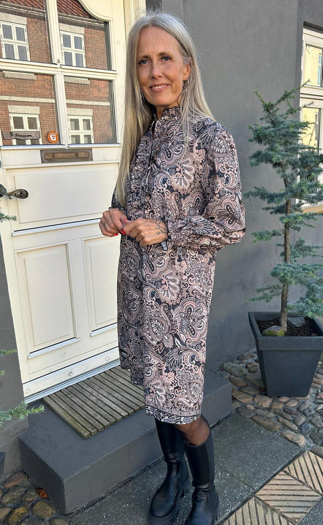 Say INA Copenhagen Kjole - Paulina - Mixed Paisley
