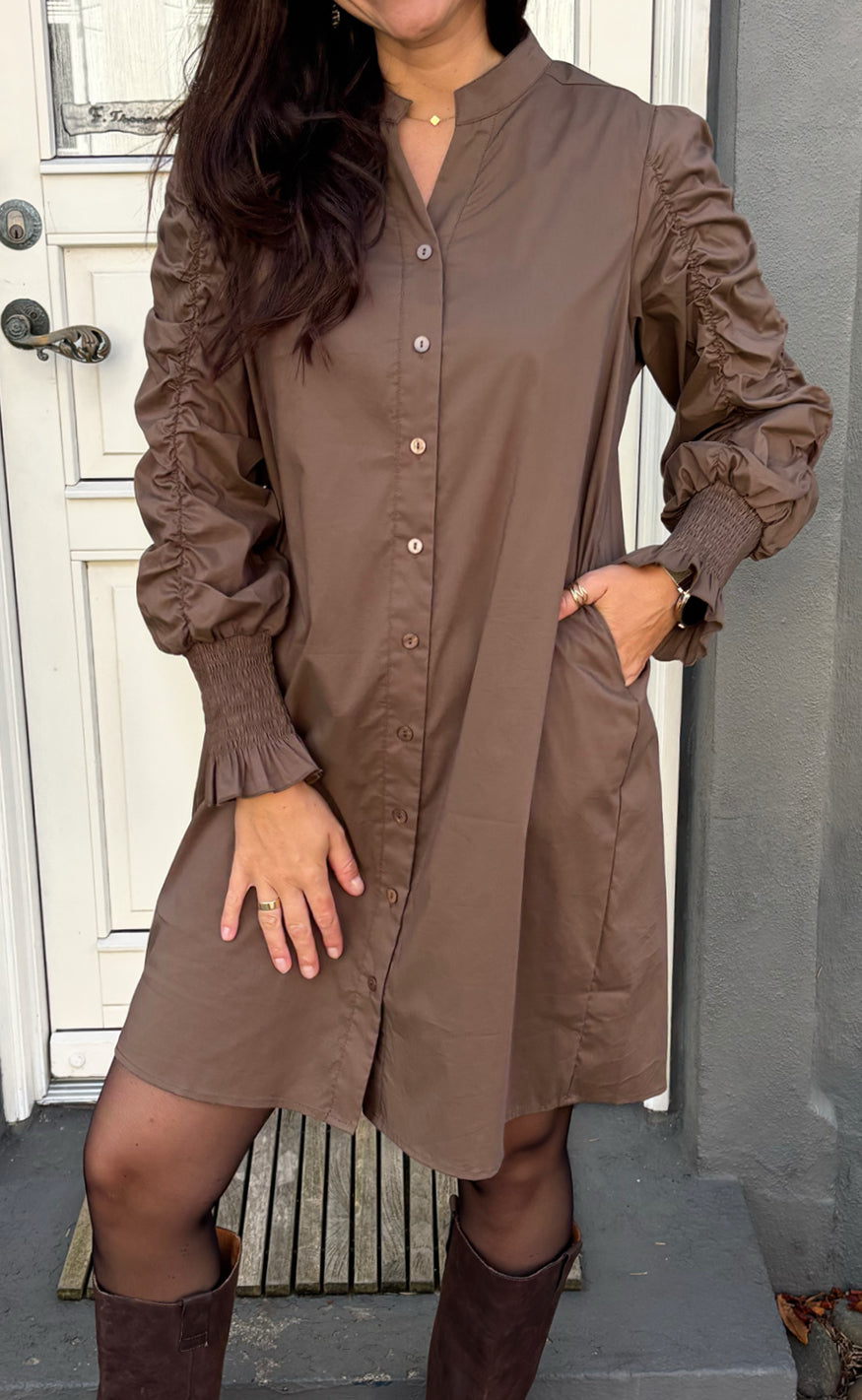 Say INA Copenhagen Kjole - Rina Ruffle - Dark Brown