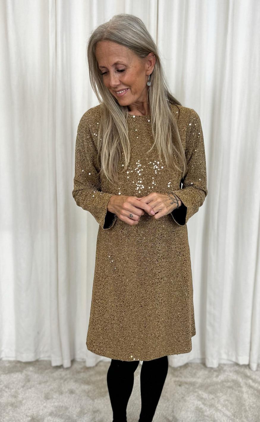 Say INA Copenhagen Kjole - Sima - Golden