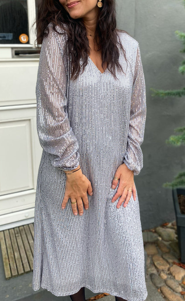Say INA Copenhagen Kjole - Stine - Silver Sequin