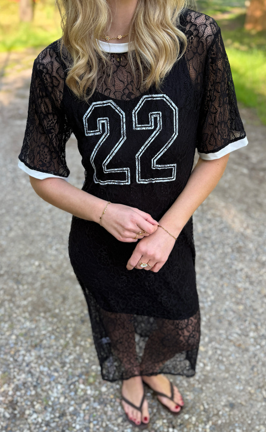 Say INA Copenhagen Kjole - Susanna Football - Black Lace (vendbar)