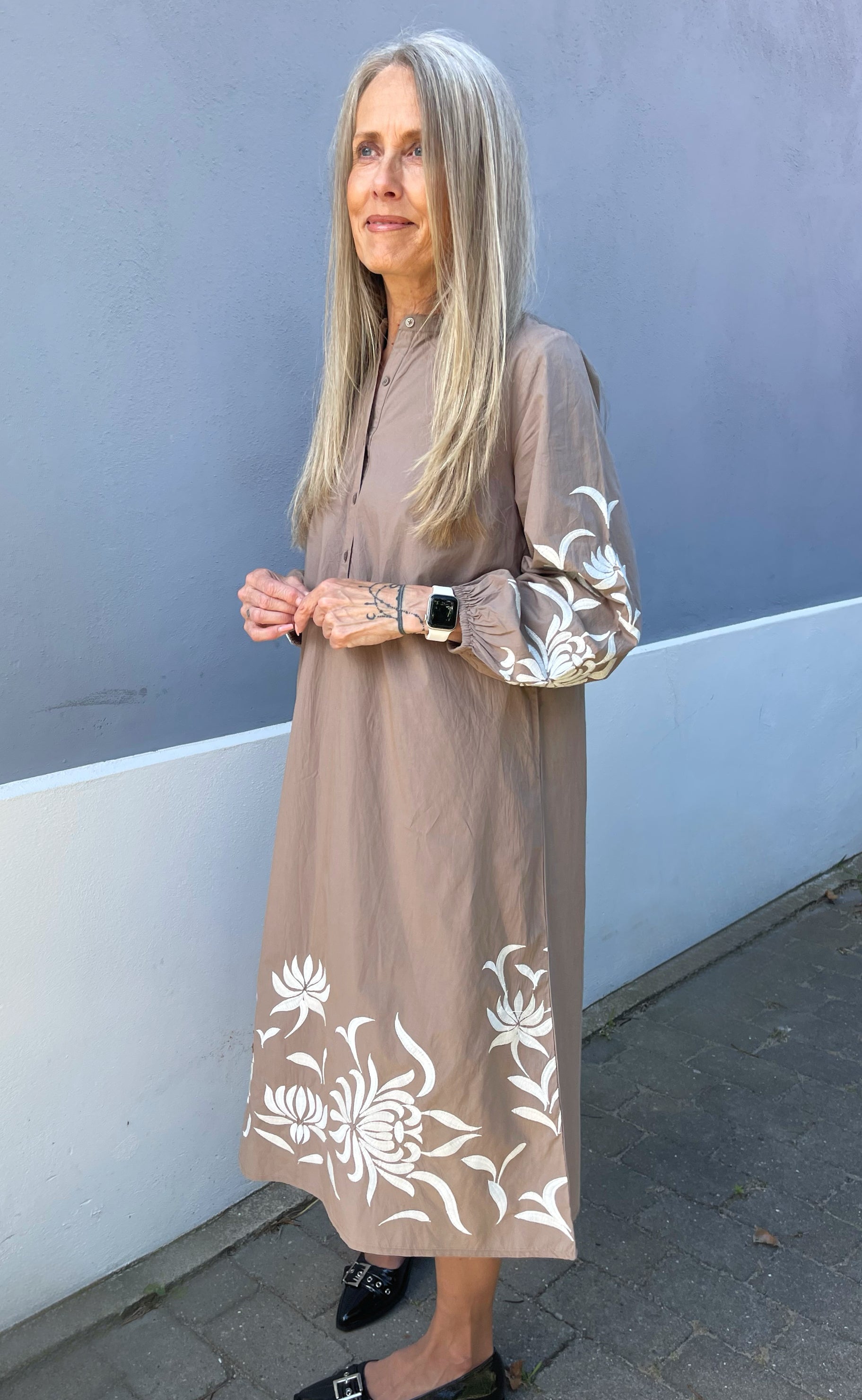 Say INA Copenhagen Kjole - Tilde - Light Brown W. Embroidery