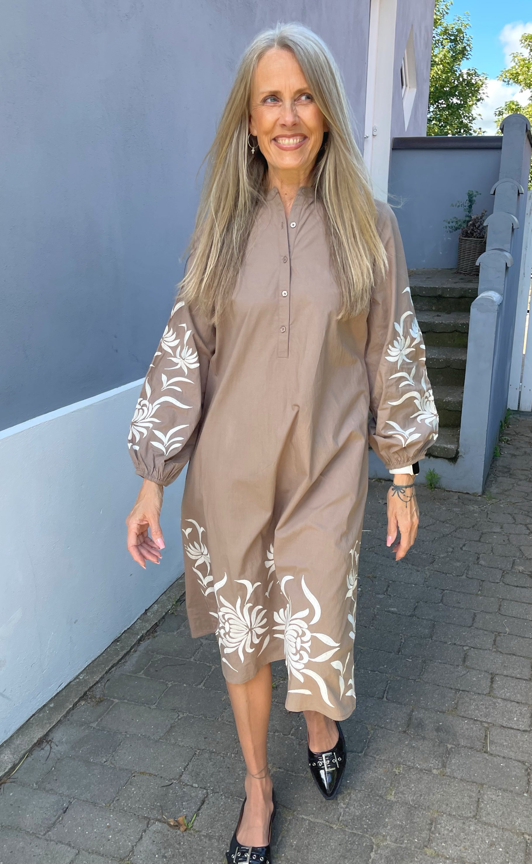 Say INA Copenhagen Kjole - Tilde - Light Brown W. Embroidery