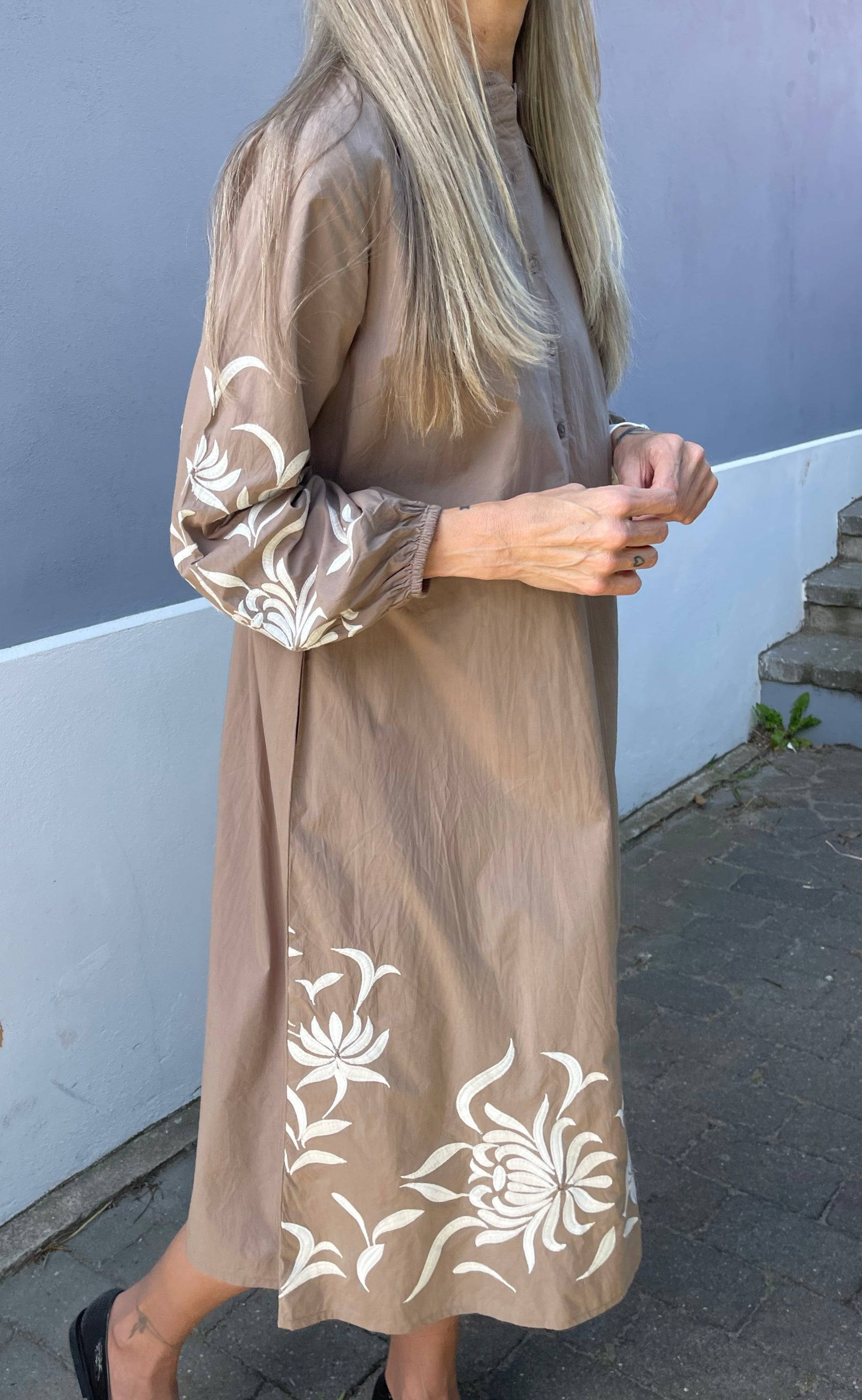 Say INA Copenhagen Kjole - Tilde - Light Brown W. Embroidery