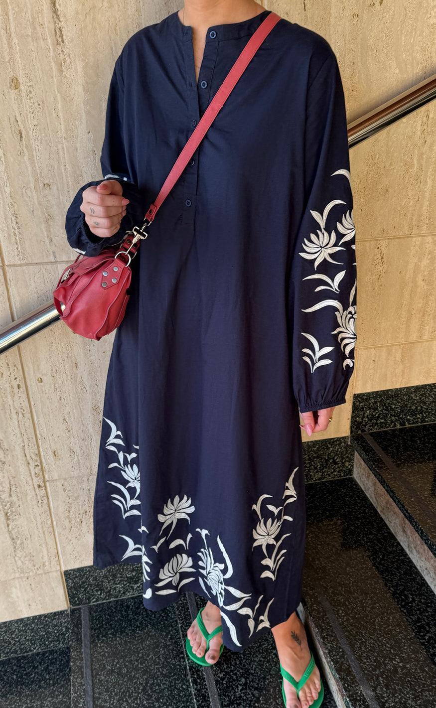 Say INA Copenhagen Kjole - Tilde Long - Navy W. Embroidery
