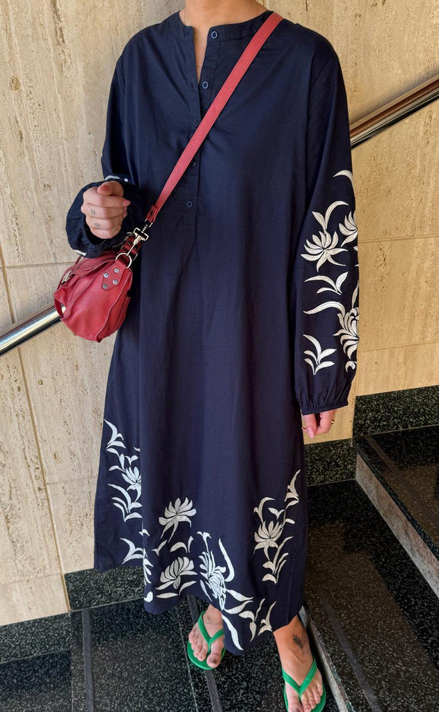Say INA Copenhagen Kjole - Tilde Long - Navy W. Embroidery