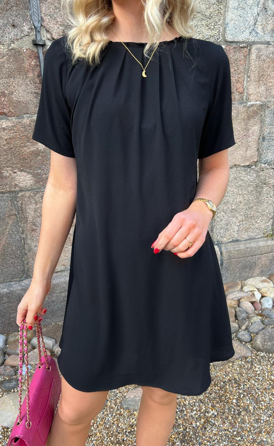 Say INA Copenhagen Kjole - Vicky - Black