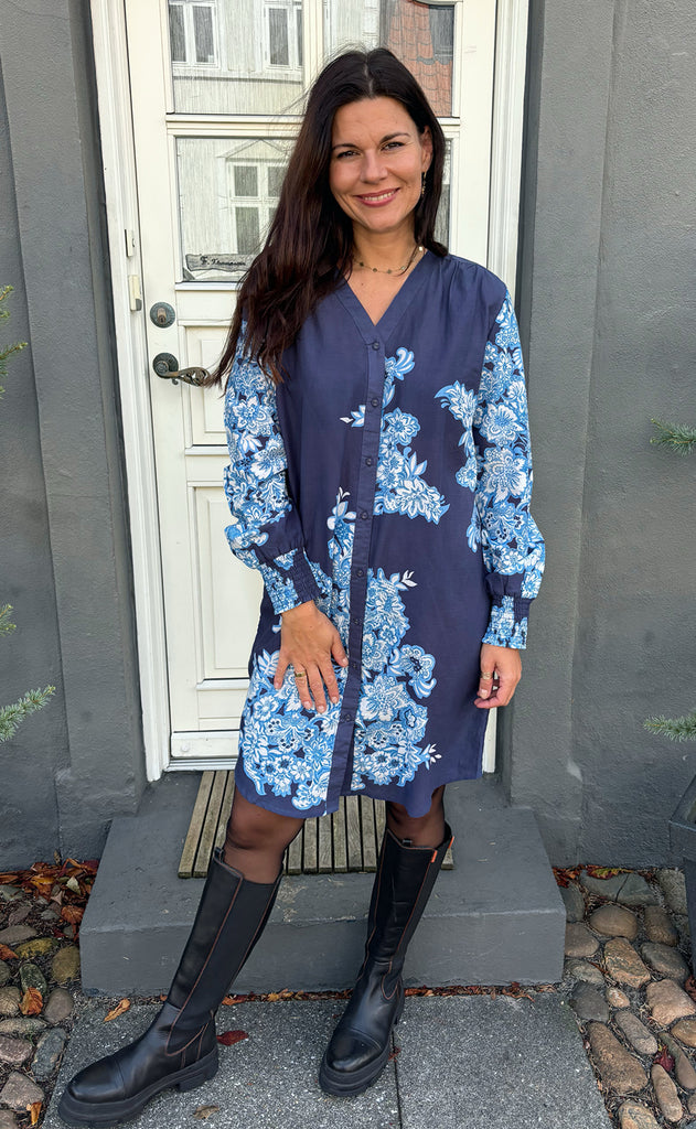 Say INA Copenhagen Kjole - Vicky - Blue Flowers
