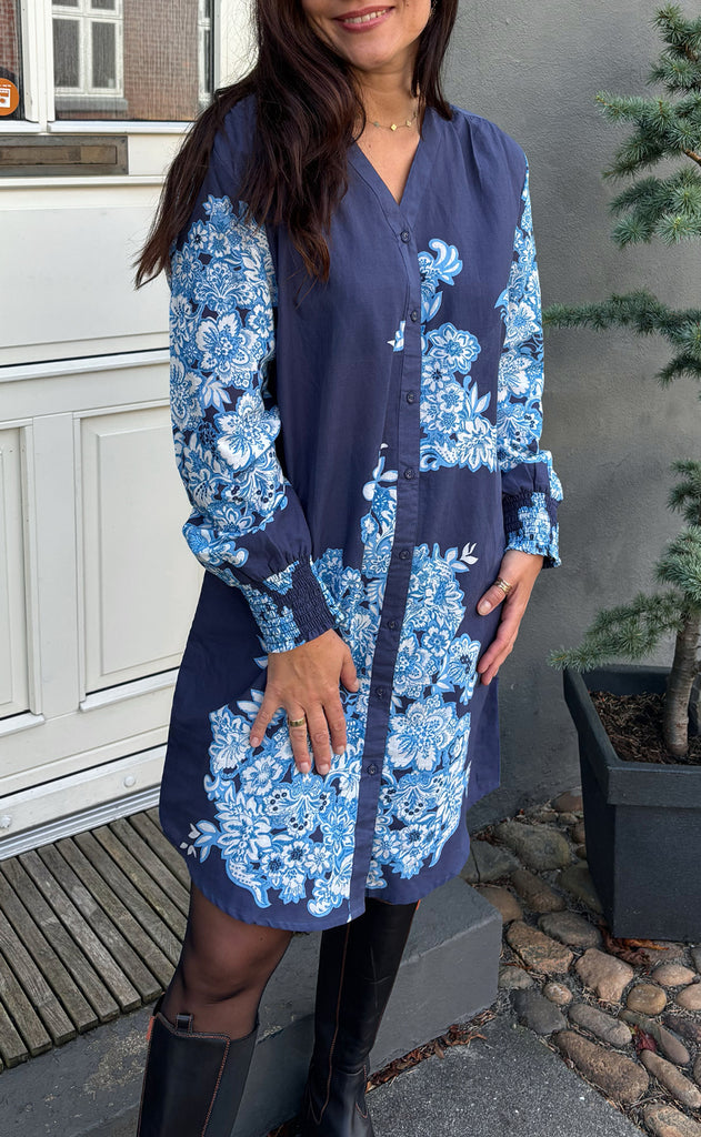 Say INA Copenhagen Kjole - Vicky - Blue Flowers