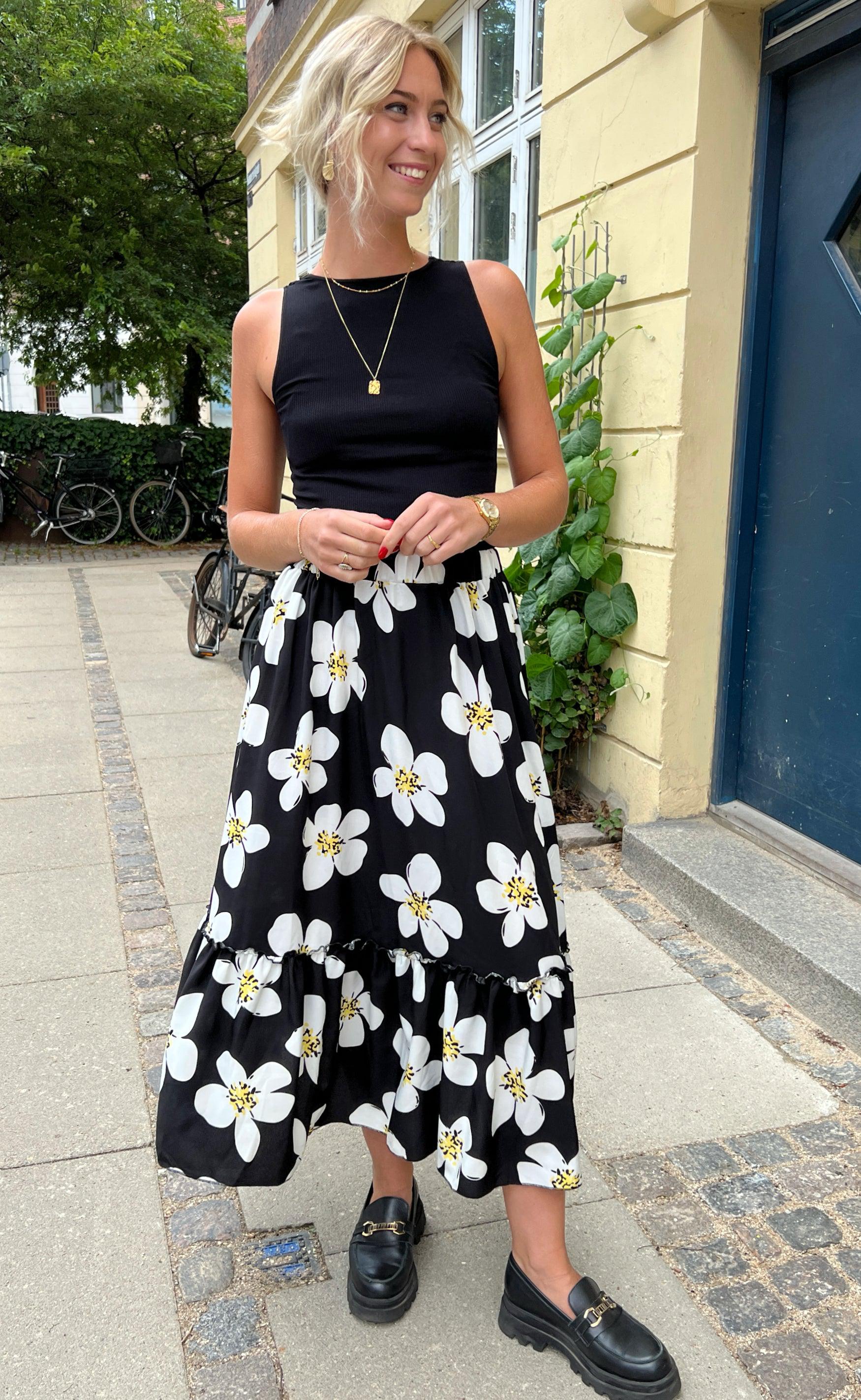 Say INA Copenhagen Nederdel - Hanna - Black/White Flower