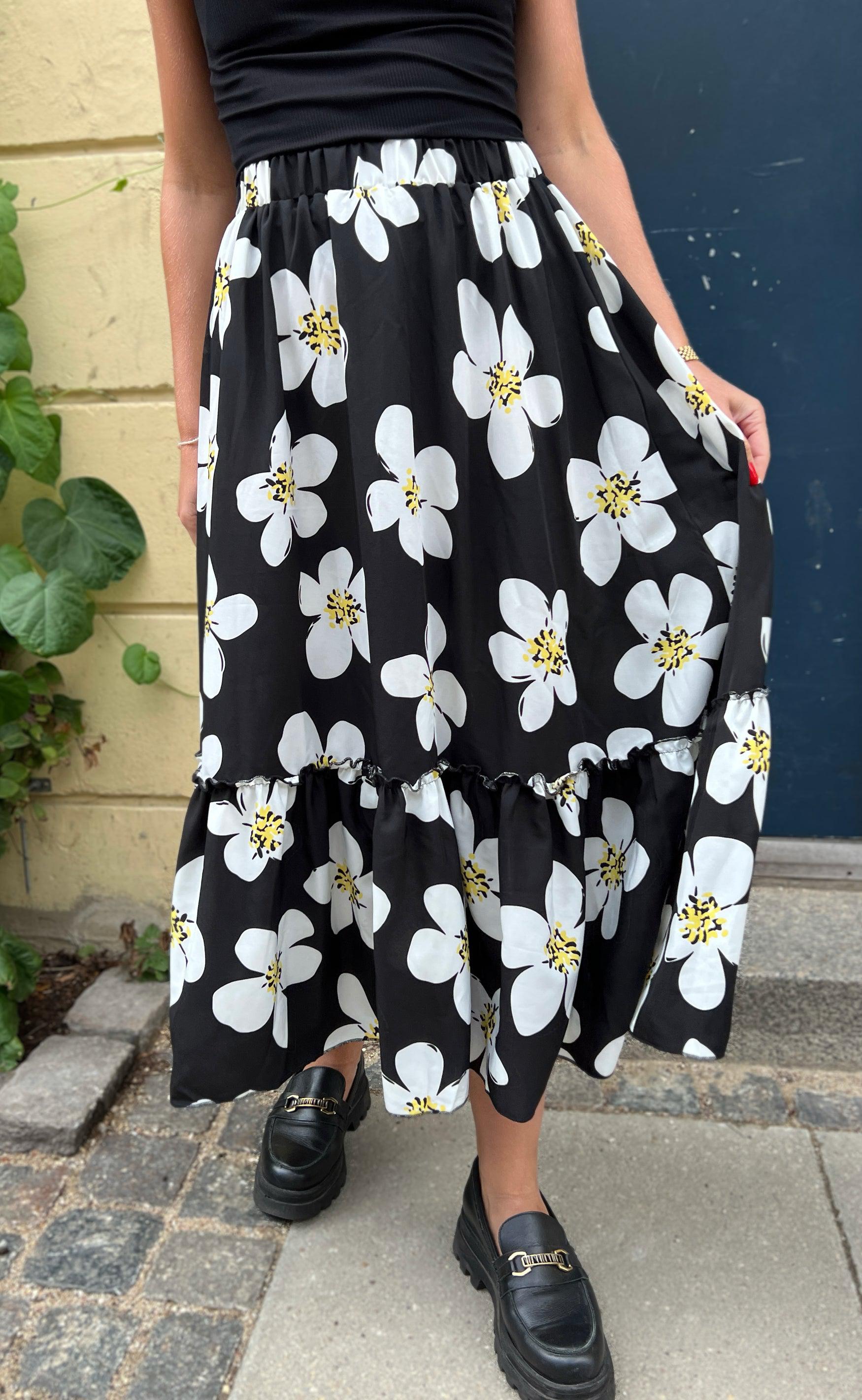 Say INA Copenhagen Nederdel - Hanna - Black/White Flower