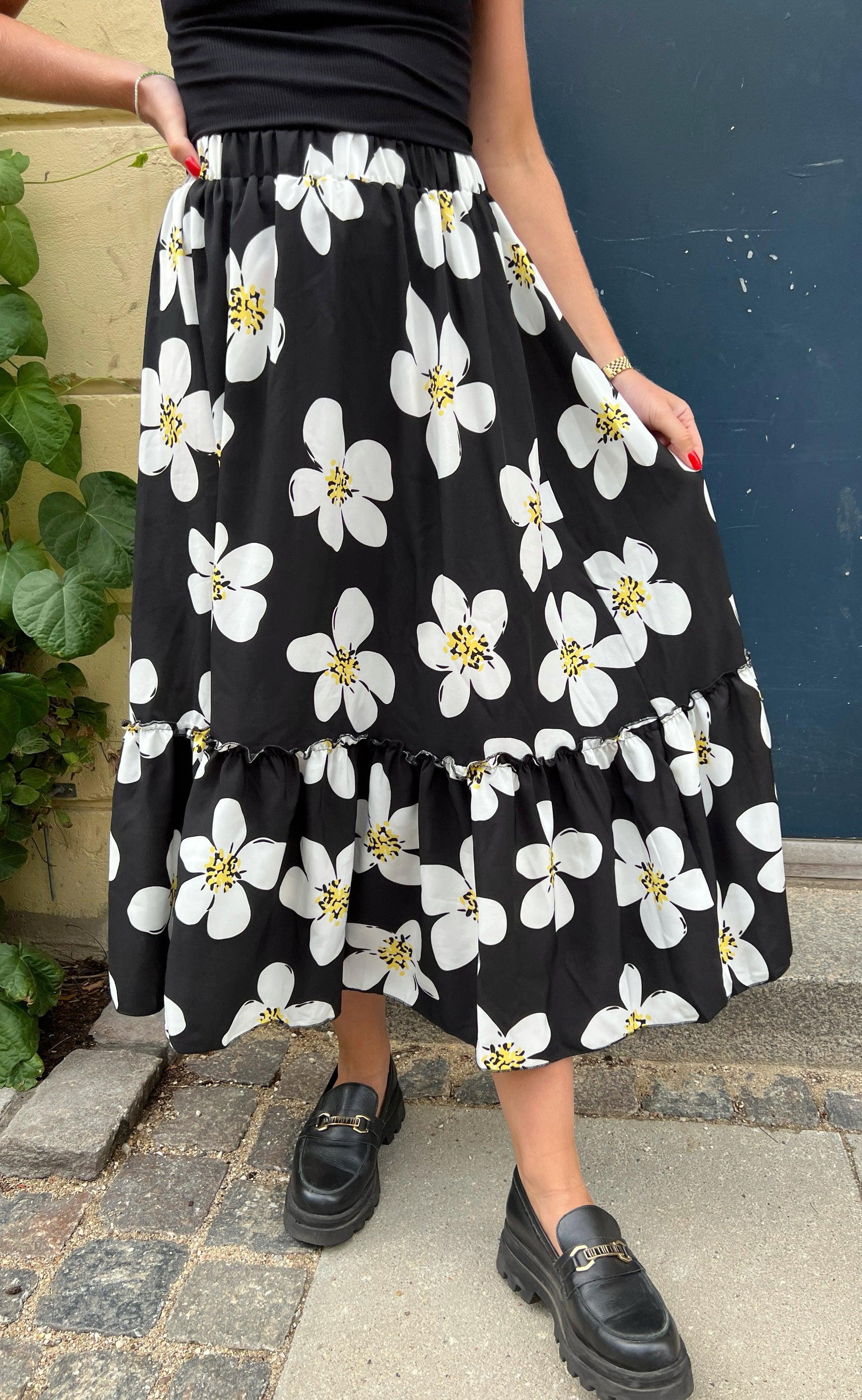 Say INA Copenhagen Nederdel - Hanna - Black/White Flower