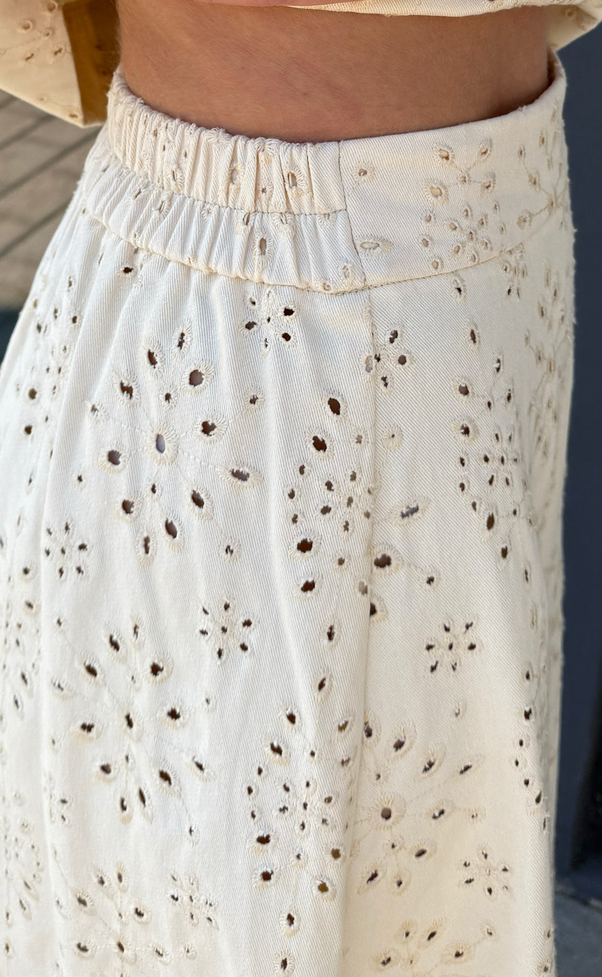 Say INA Copenhagen Nederdel - Naja - Off White Denim W. Embroidery