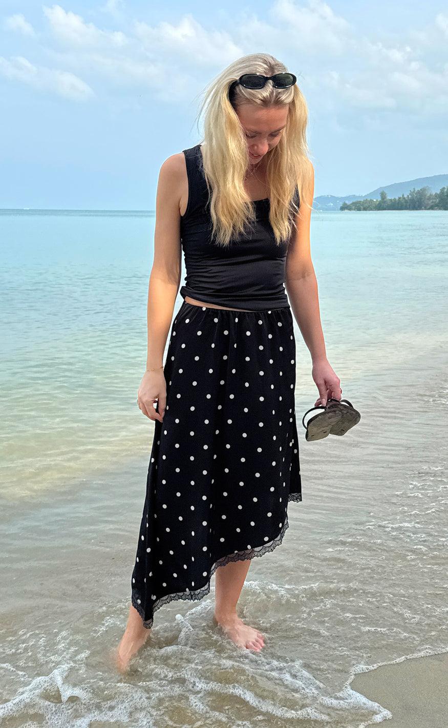 Say INA Copenhagen Nederdel - Nellie Assymmetric - Black W. White Dots