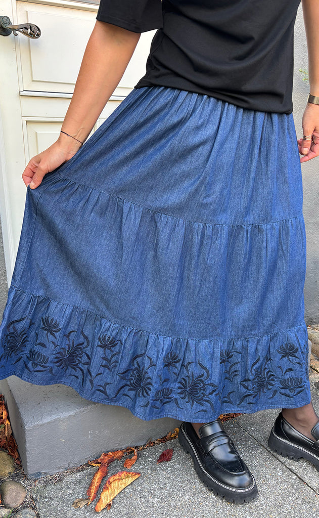 Say INA Copenhagen Nederdel - Nikoline - Denim Blue W. Embroidery