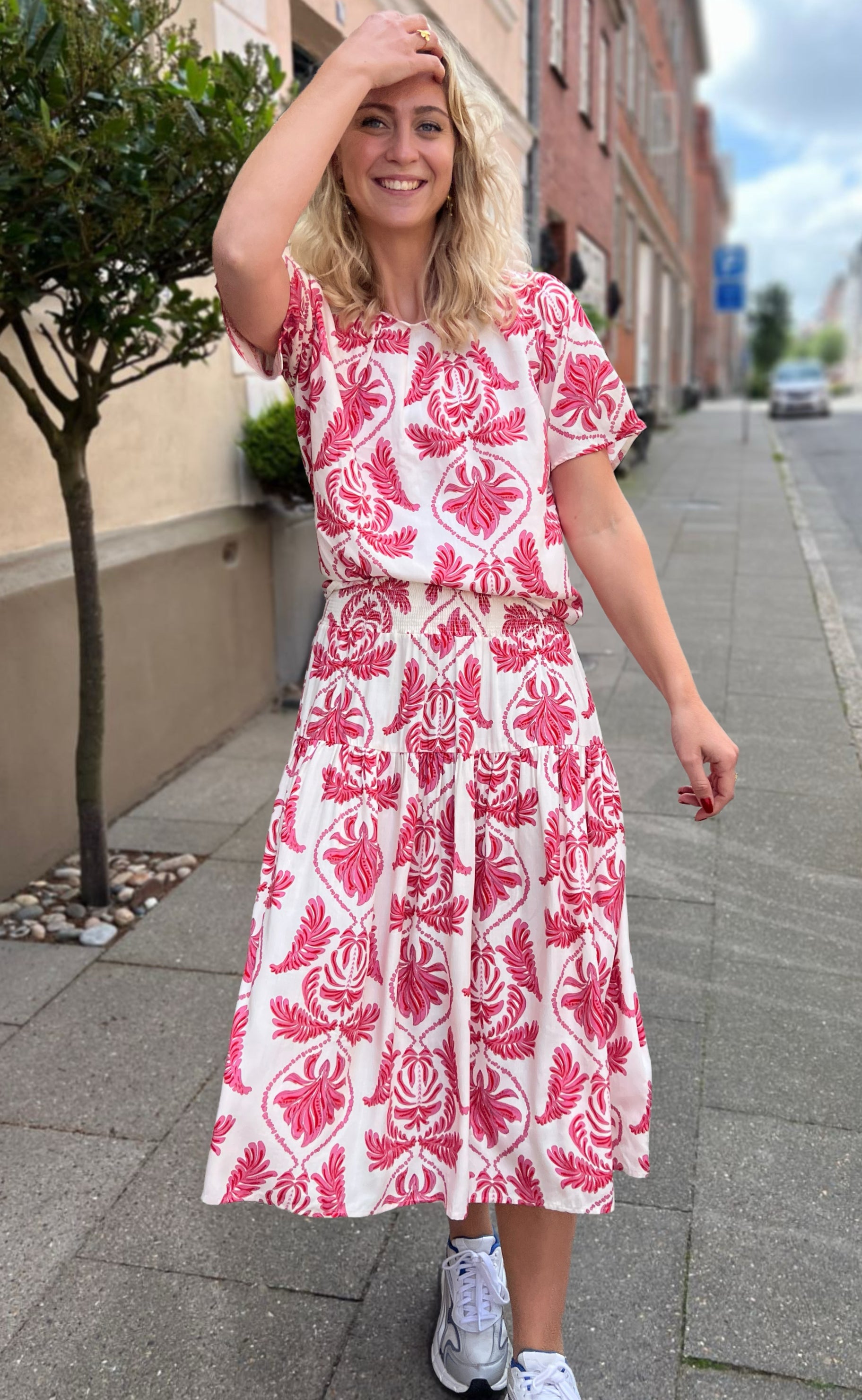 Say INA Copenhagen Nederdel - Vicky - White/Pink Paisley