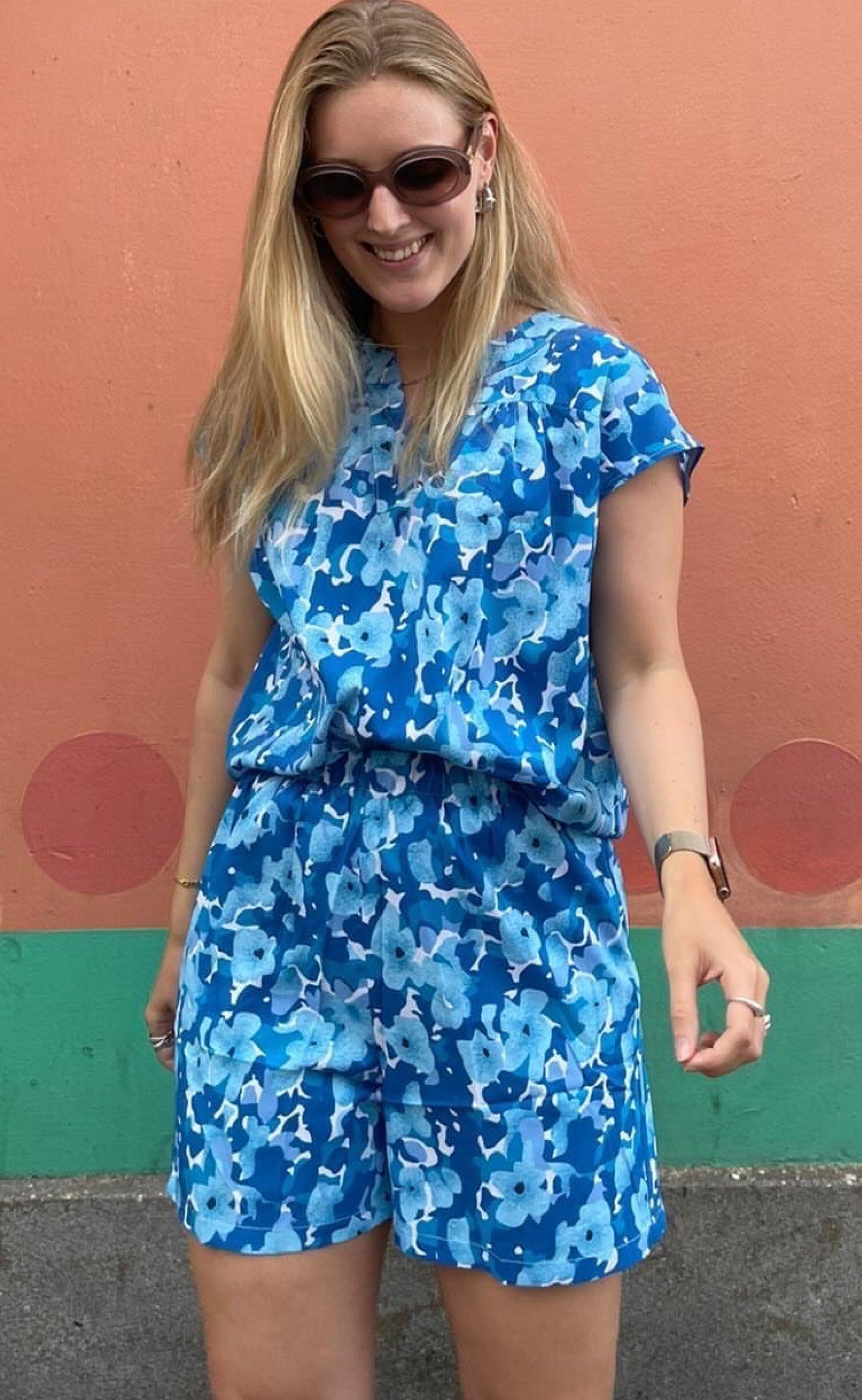 Say INA Copenhagen Shorts - Amelia - Blue Flower