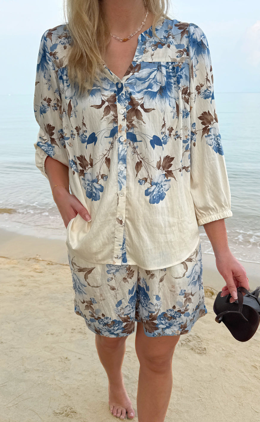 Say INA Copenhagen Shorts - Carly - Blue / Brown Flowers
