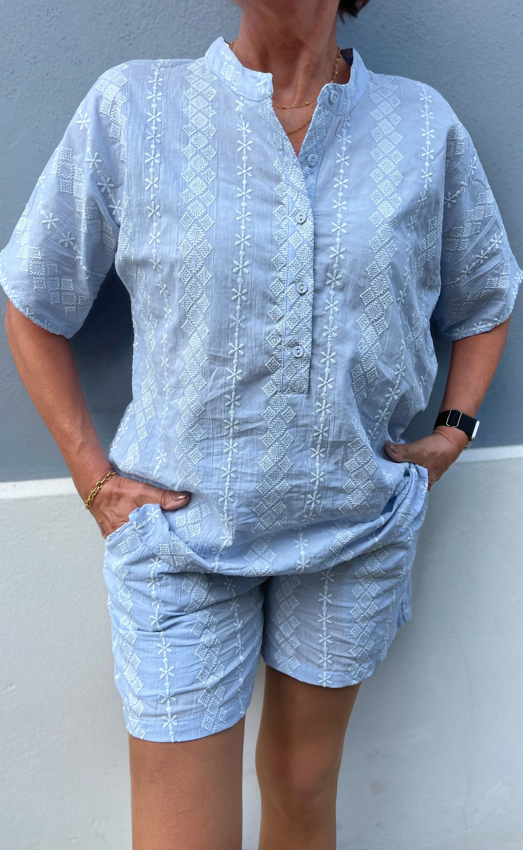 Say INA Copenhagen Shorts - Erica - Blue/White Embroidery