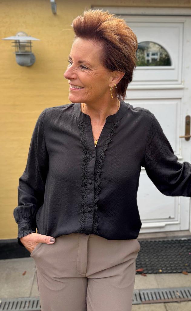 Say INA Copenhagen Skjorte - Malou - Black