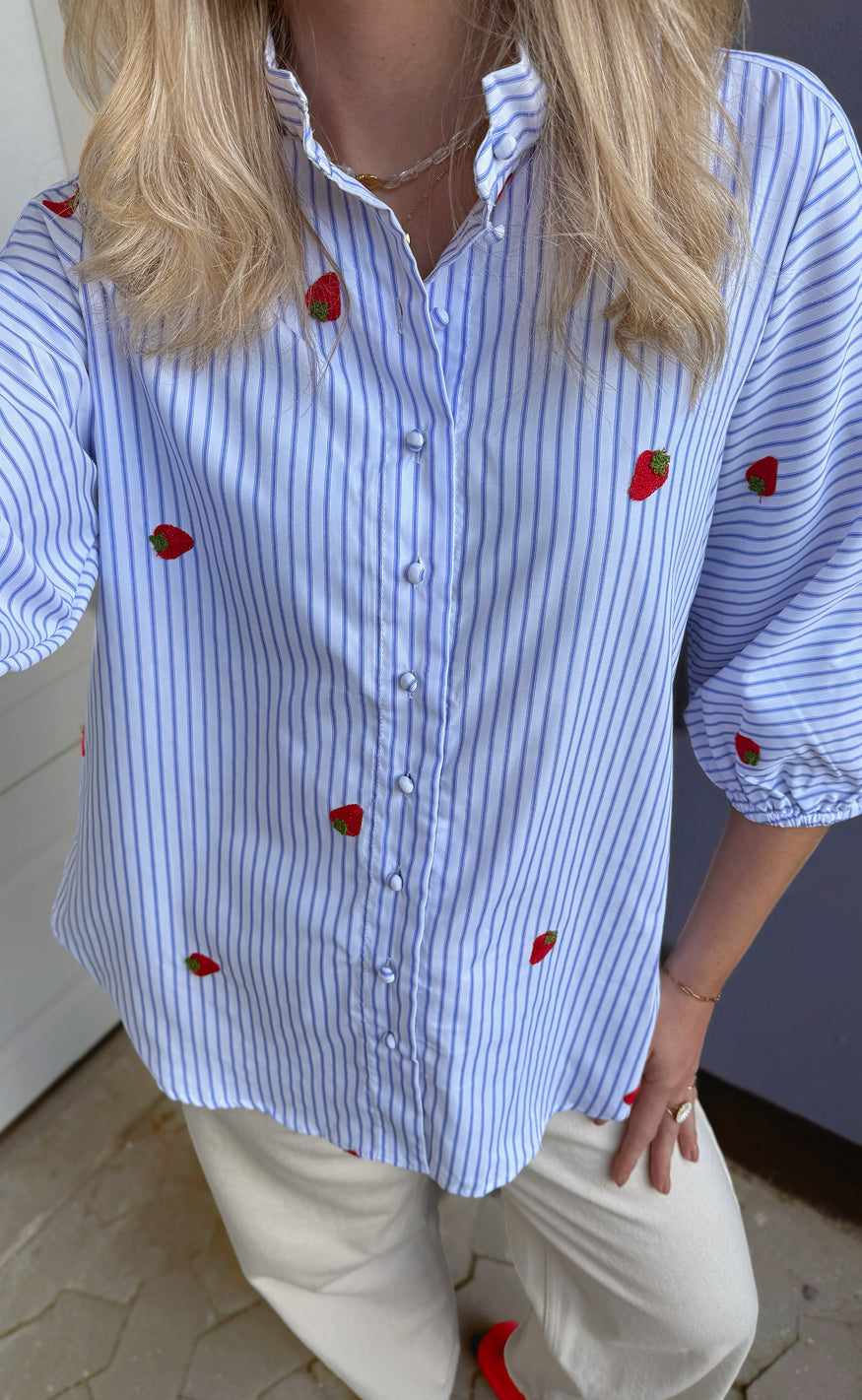 Say INA Copenhagen Skjorte - Selma - Blue Striped W. Strawberries