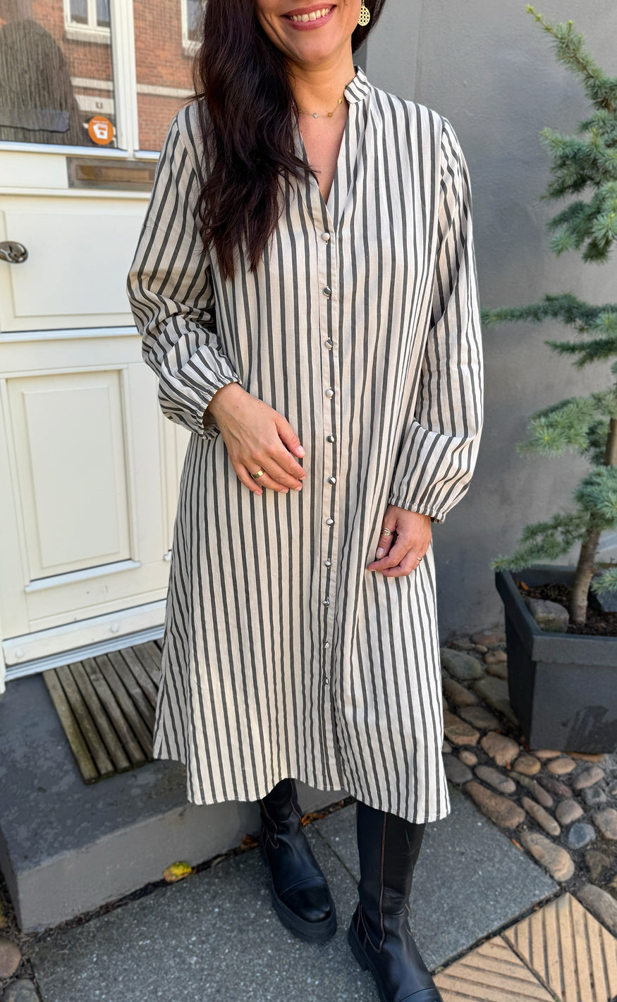 Say INA Copenhagen Skjortekjole - Cilla - Camel Stripes