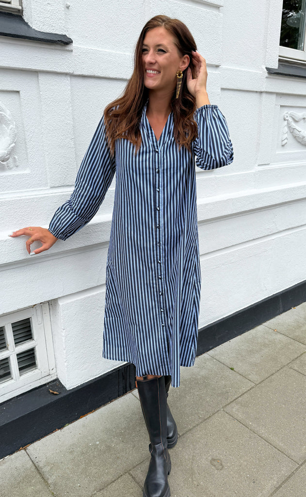 Say INA Copenhagen Skjortekjole - Cilla - Navy Blue Stripes