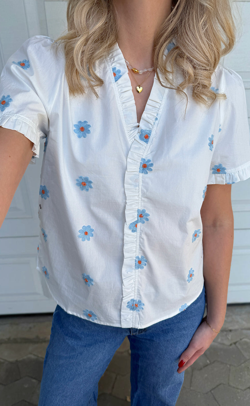 Say INA Copenhagen Top - Catja - Blue Flower Embroidery
