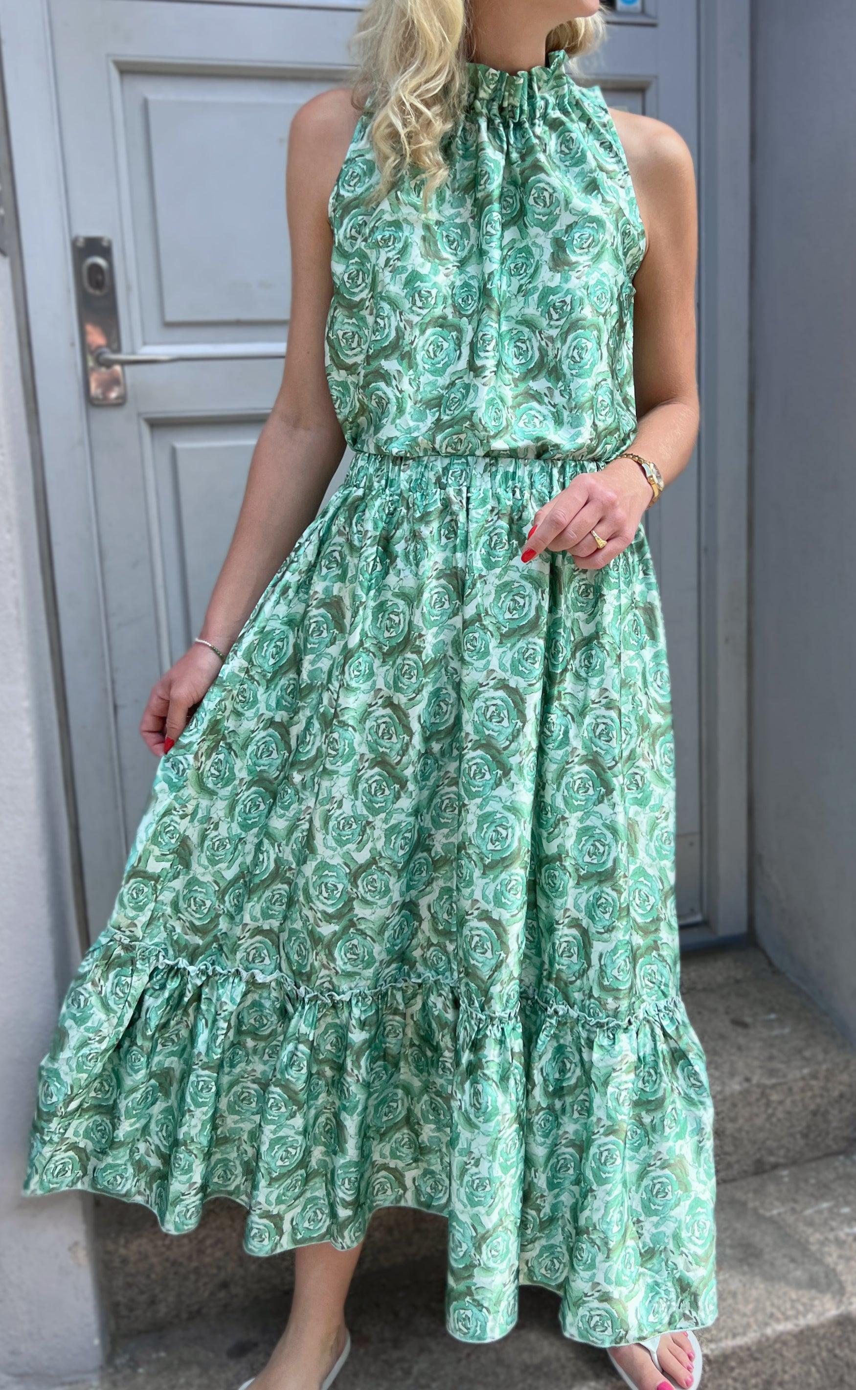 Say INA Copenhagen Top - Ellen - Green Roses (vendbar)